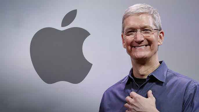 Tim Cook’s Apple Stake Nears $1 Billion as Leadership Transition Looms